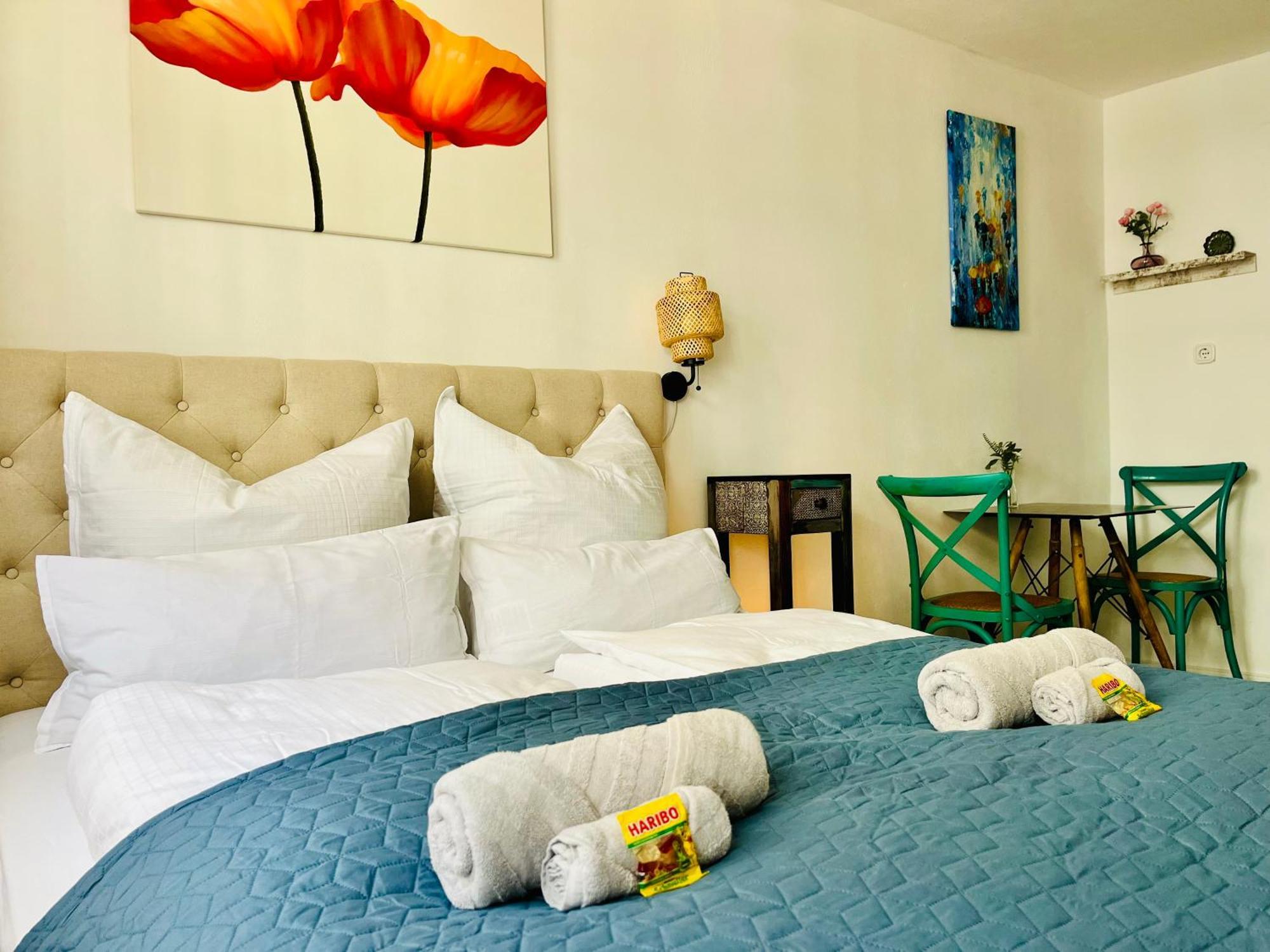 Aycatcherhomes - Top Lage I Zentral I Altstadt Marburg I Naehe Fluss Lahn I Wlan I Parterre Boutique Apartment Orion Dış mekan fotoğraf